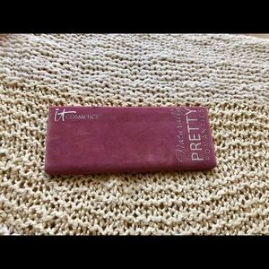 It Cosmetics Naturally Pretty Romantics Palette